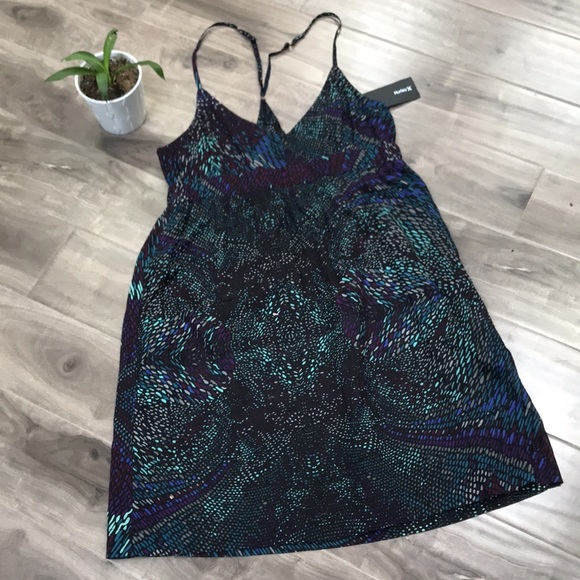 Hurley Dresses & Skirts - HURLEY printed dress